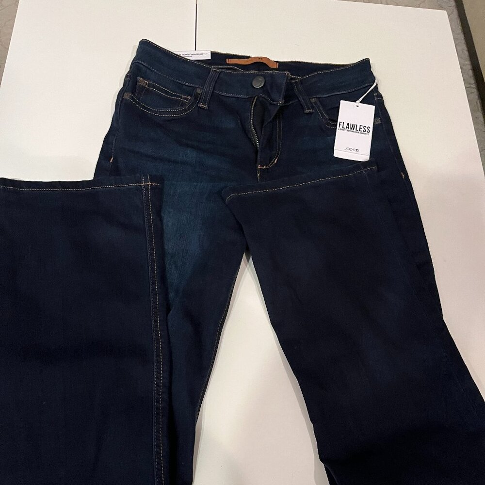 Joe’s Jeans NWT Honey Bootcut Dark Wash Curvy Fit‎ Size 28 💗